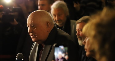 В Москве состоялся показ фильма “Знакомьтесь, Горбачёв”.  Что нужно знать об этом событии и о самом фильме?