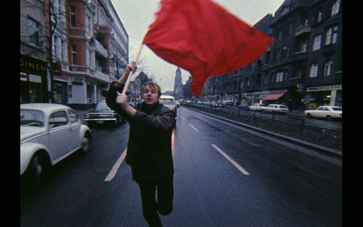 Кадр из фильма "Немецкая молодёжь". Источник: message2man.com